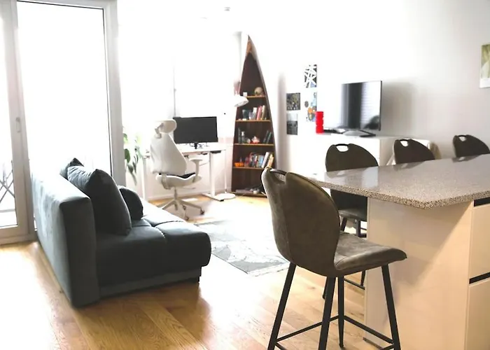 Cozy Stylish Near Centre *